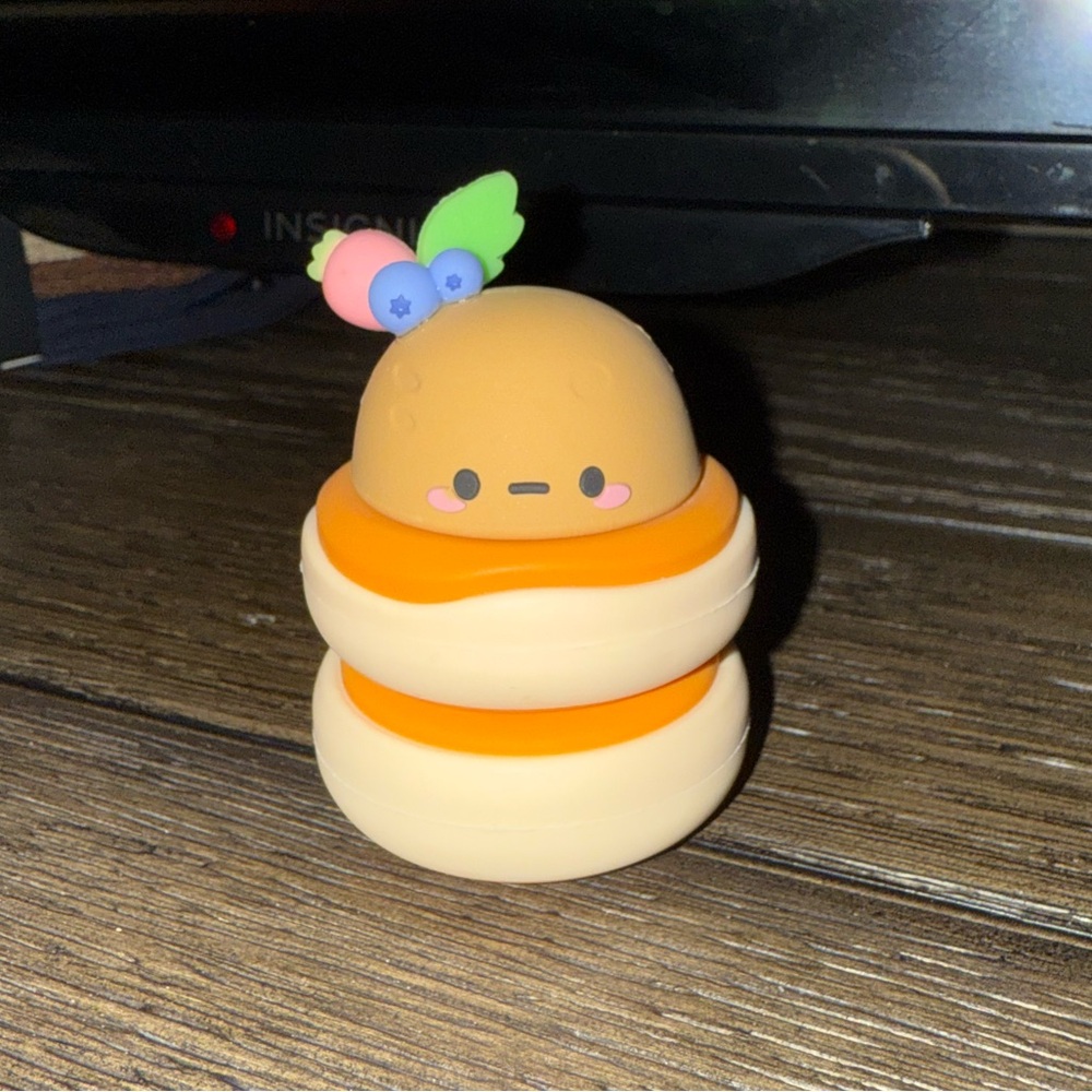 NWOT Smoko Tayto the Potato Pancake Soufflé Vinyl Figure